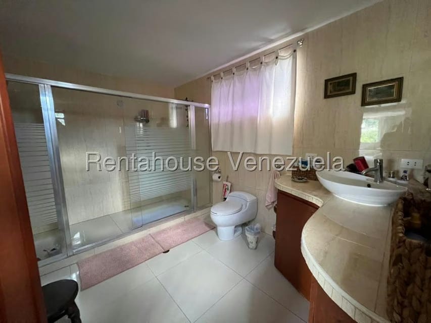 Casa (Duplex) en Venta en Oripoto, Distrito Metropolitano - 32