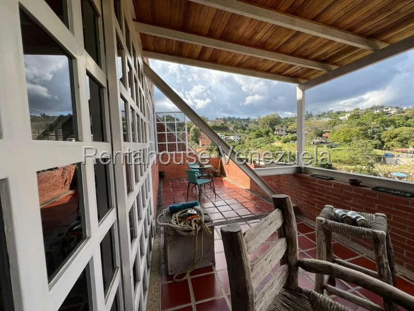 Casa (Duplex) en Venta en Oripoto, Distrito Metropolitano - 10