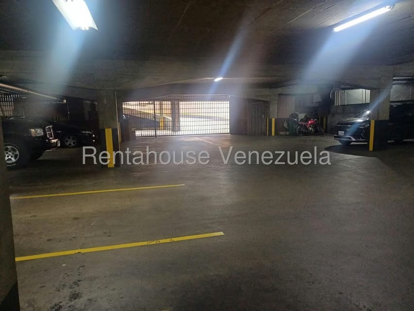Comercial (Estacionamiento) en Venta en Los Dos Caminos, Distrito Metropolitano - 15
