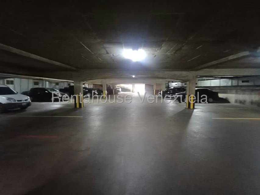 Comercial (Estacionamiento) en Venta en Los Dos Caminos, Distrito Metropolitano - 20