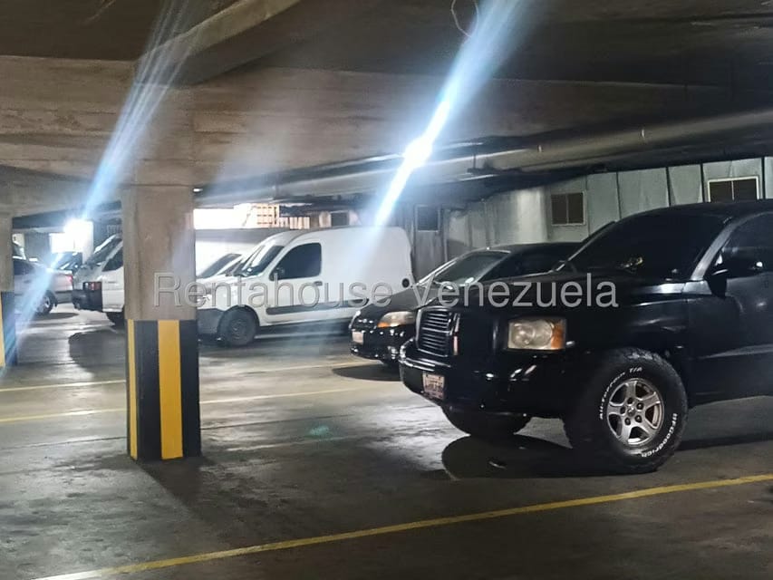Comercial (Estacionamiento) en Venta en Los Dos Caminos, Distrito Metropolitano - 21