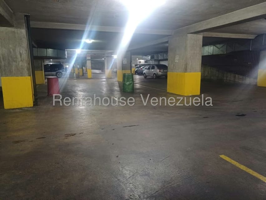 Comercial (Estacionamiento) en Venta en Los Dos Caminos, Distrito Metropolitano - 48