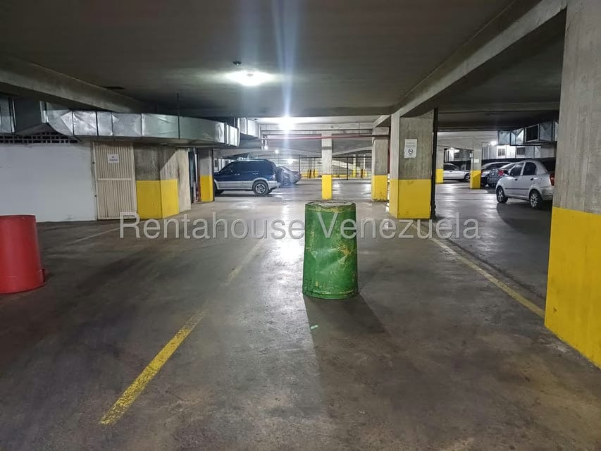 Comercial (Estacionamiento) en Venta en Los Dos Caminos, Distrito Metropolitano - 49