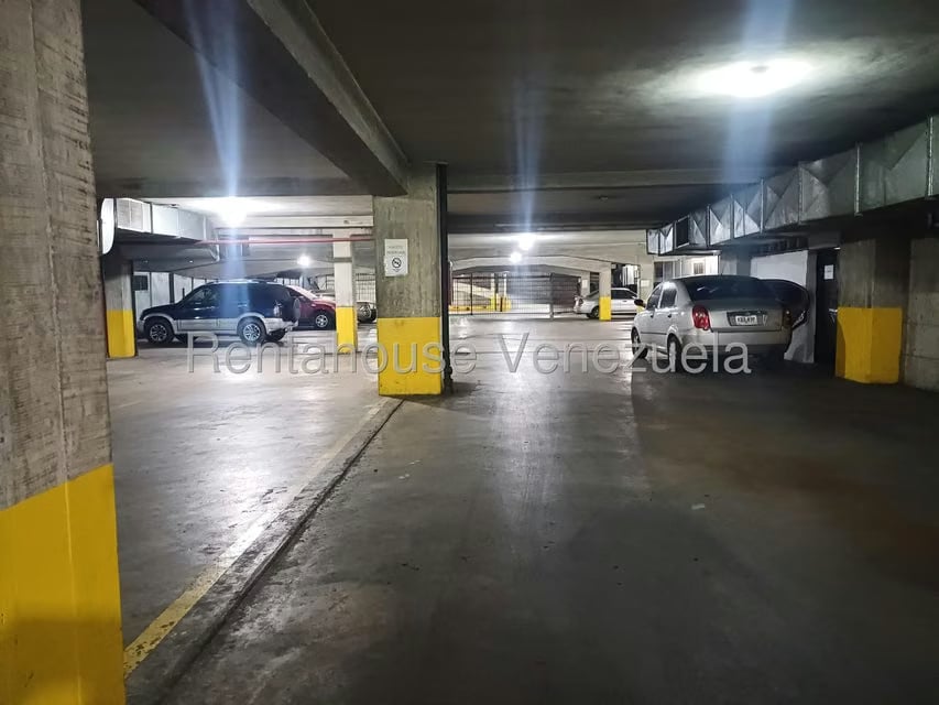 Estacionamiento en Venta en Los Dos Caminos, Distrito Metropolitano - 52