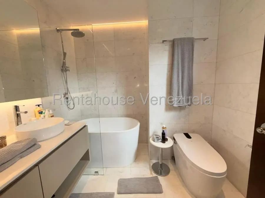 Apartamento en Venta en Los Naranjos de las Mercedes Caracas - 14
