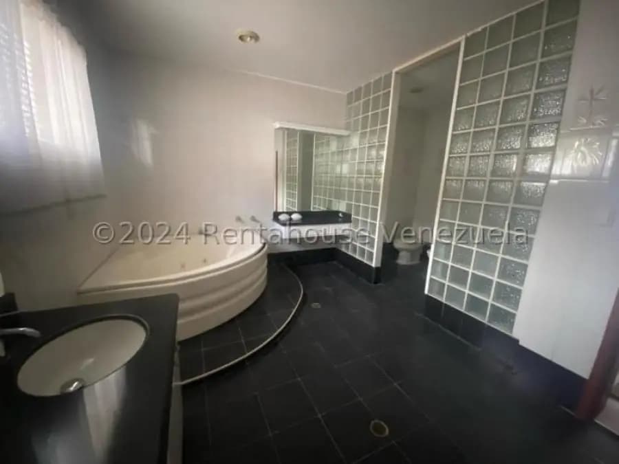 Casa en Venta en Las Chimeneas Valencia Carabobo Valencia - 8