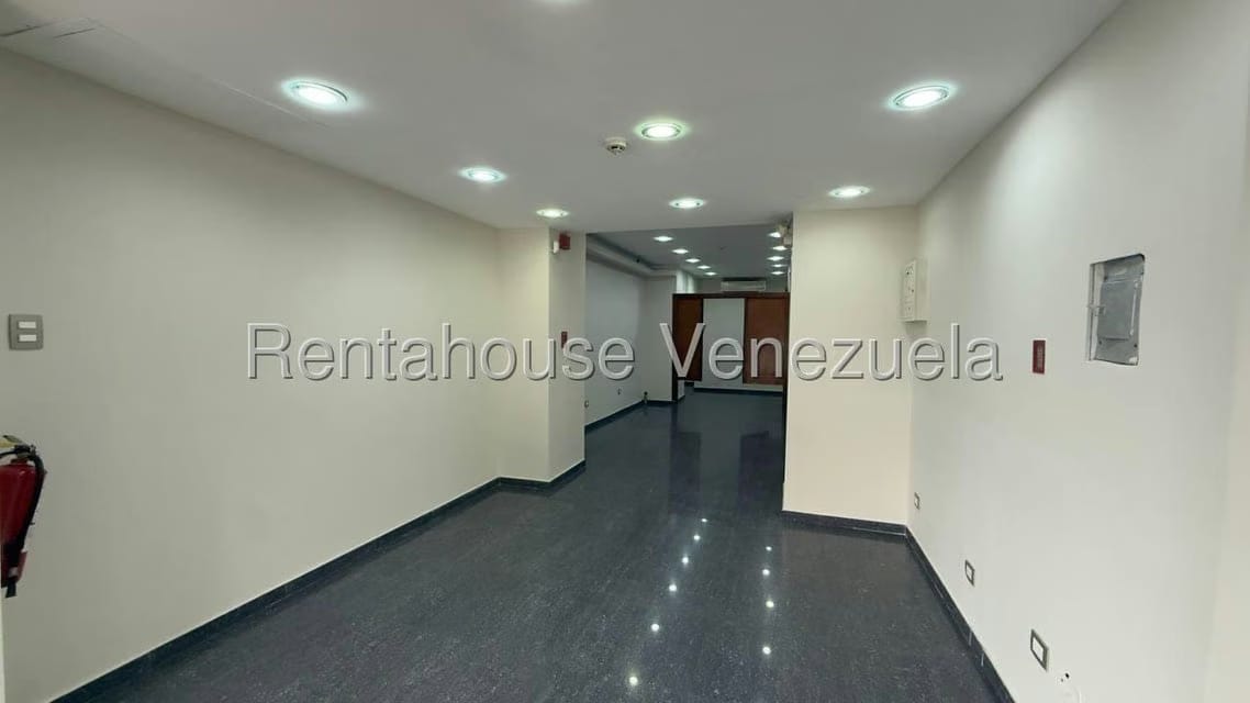 Comercial (Local Comercial) en Alquiler en El Paraiso, Distrito Metropolitano