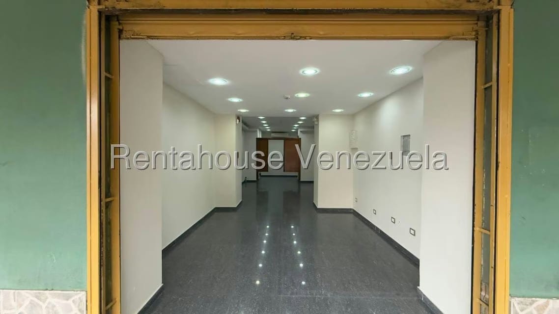 Comercial (Local Comercial) en Alquiler en El Paraiso, Distrito Metropolitano - 12