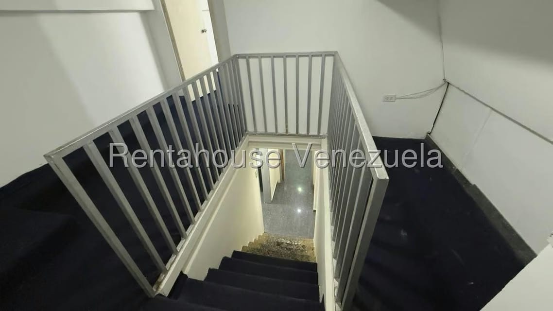 Comercial (Local Comercial) en Alquiler en El Paraiso, Distrito Metropolitano - 25