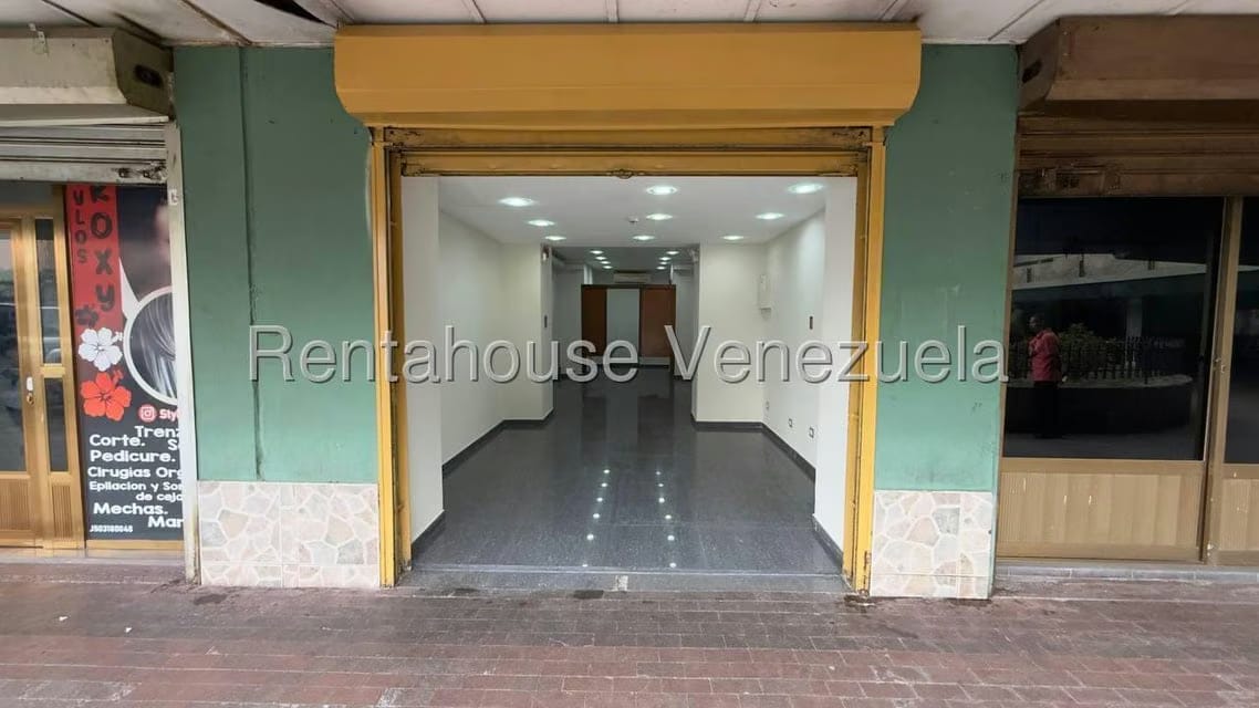Comercial (Local Comercial) en Alquiler en El Paraiso, Distrito Metropolitano - 31