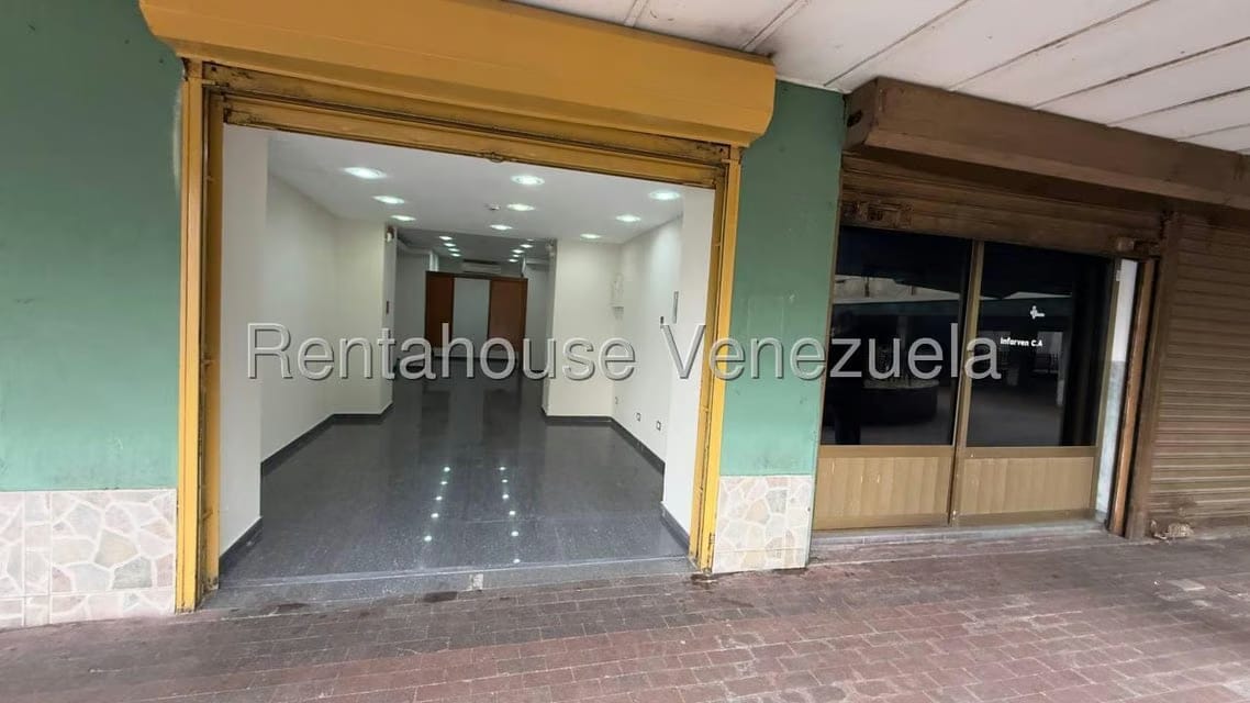 Comercial (Local Comercial) en Alquiler en El Paraiso, Distrito Metropolitano - 32