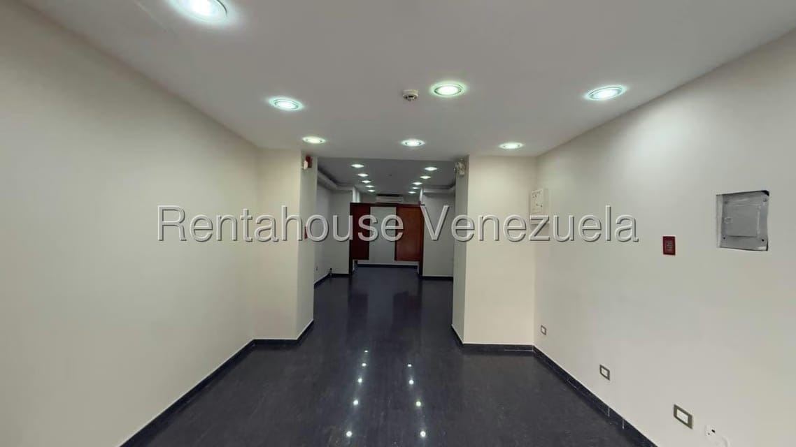Comercial (Local Comercial) en Alquiler en El Paraiso, Distrito Metropolitano - 7