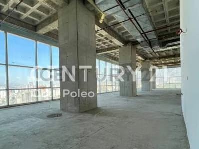 Oficina en Venta en Centro Empresarial La Esmeralda en Campo Alegre - 8