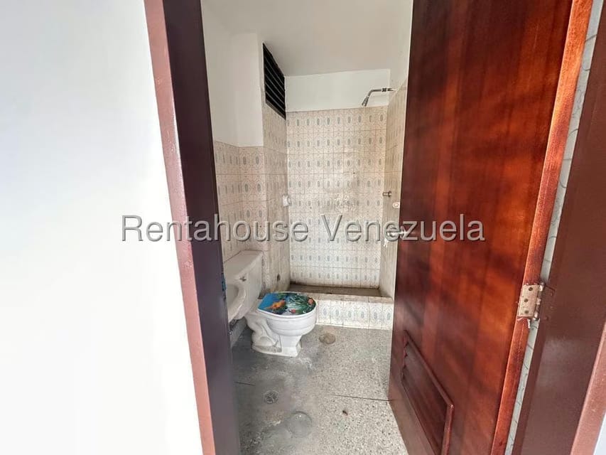 Apartamento (1 Nivel) en Alquiler en Centro, Portuguesa - 8