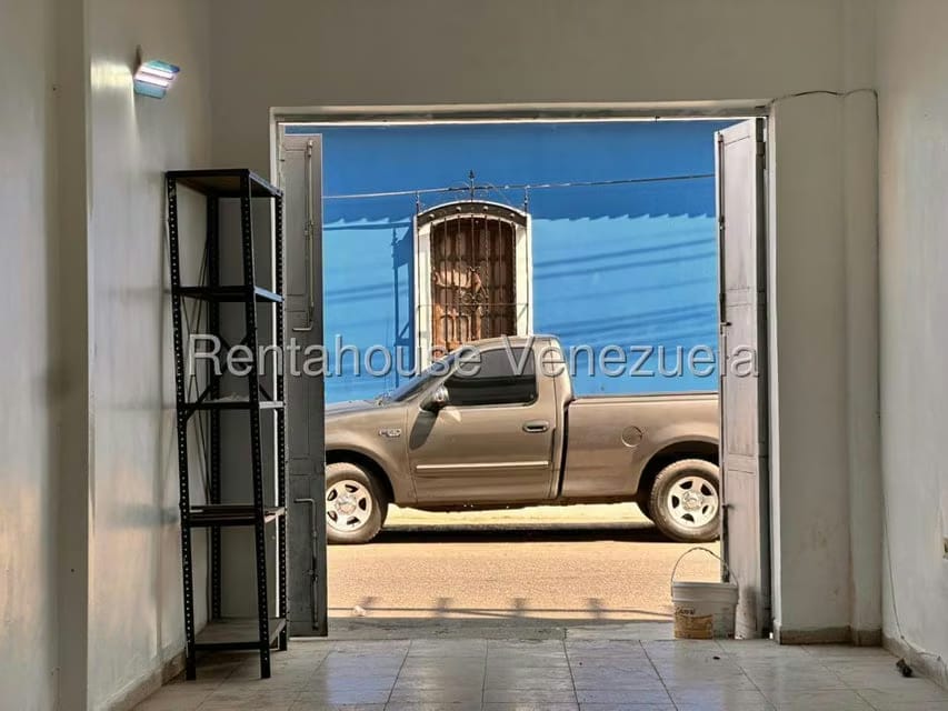 Comercial (Local Comercial) en Alquiler en Catia, Distrito Metropolitano - 8