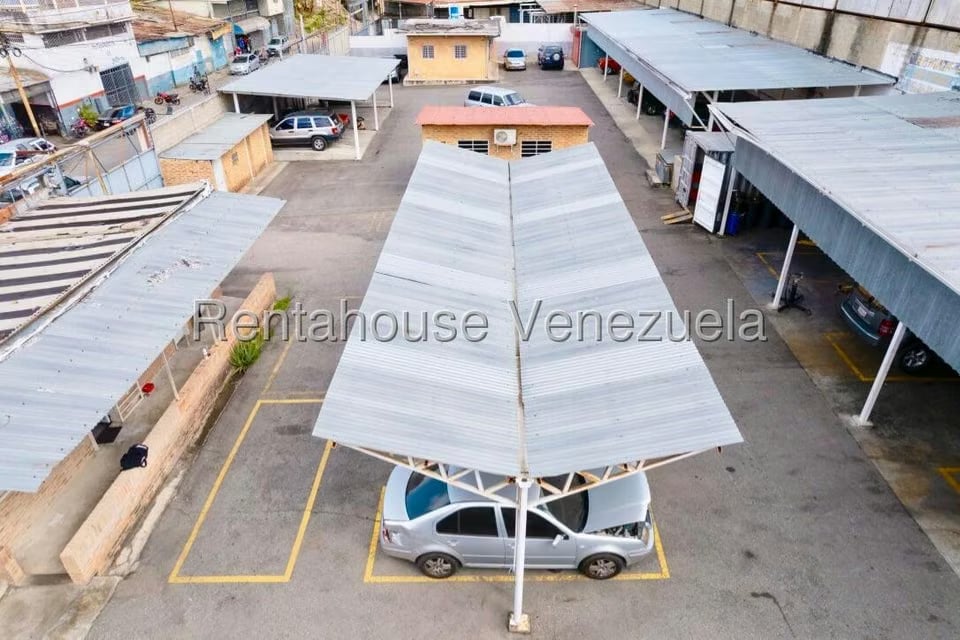 Comercial (Local Comercial) en Alquiler en Guaicay, Distrito Metropolitano - 3
