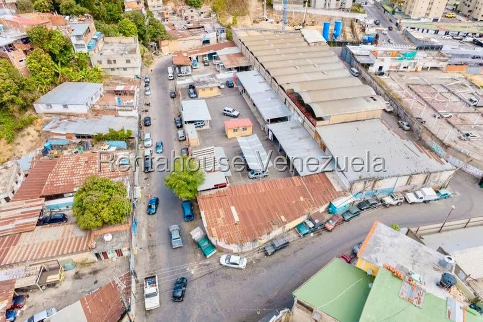 Comercial (Local Comercial) en Alquiler en Guaicay, Distrito Metropolitano - 5