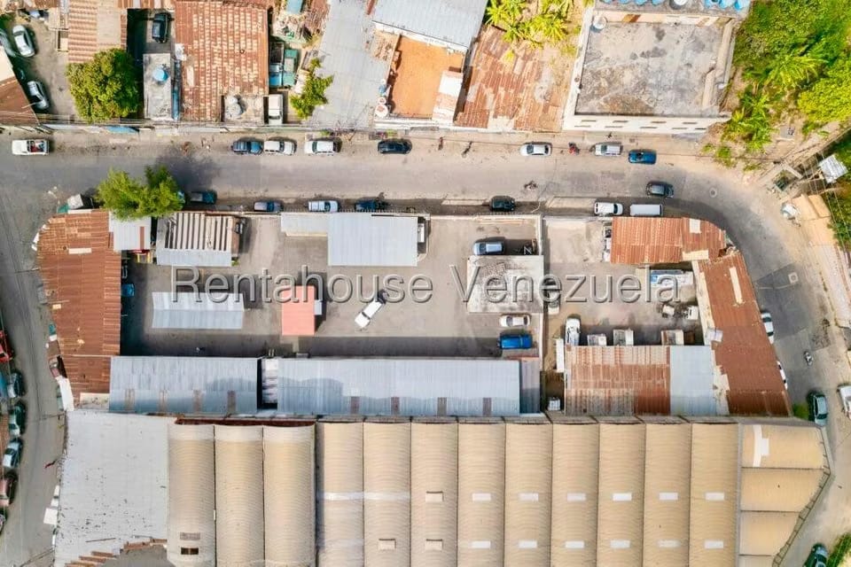 Comercial (Local Comercial) en Alquiler en Guaicay, Distrito Metropolitano - 6