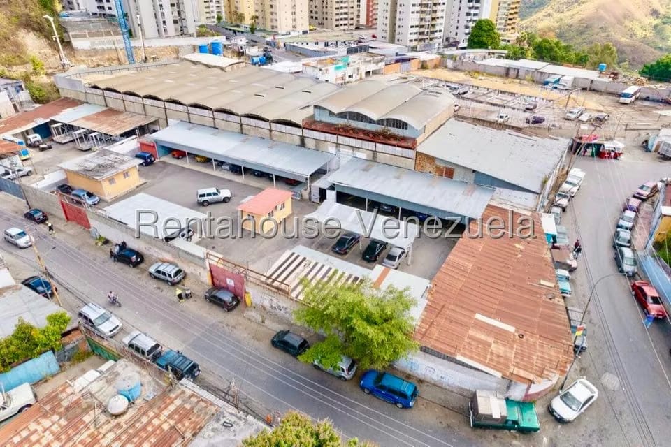 Comercial (Local Comercial) en Alquiler en Guaicay, Distrito Metropolitano - 8
