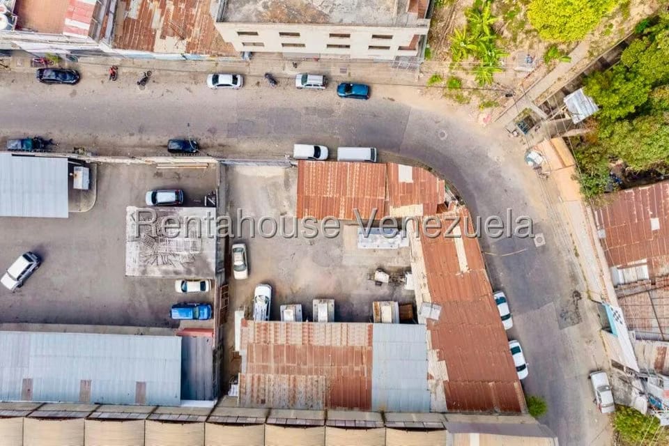 Comercial (Local Comercial) en Alquiler en Guaicay, Distrito Metropolitano - 10