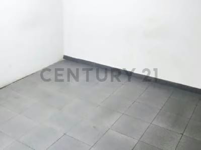 Se vende oficina en Sabana Grande Yep - 9