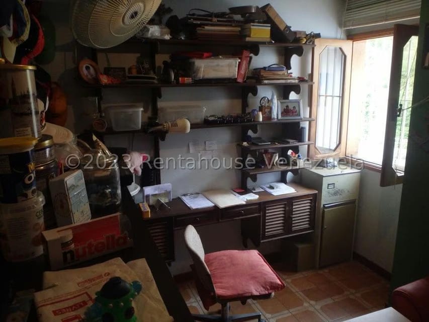 Casa (Multipes Niveles) en Venta en Cumbres de Curumo, Distrito Metropolitano - 19