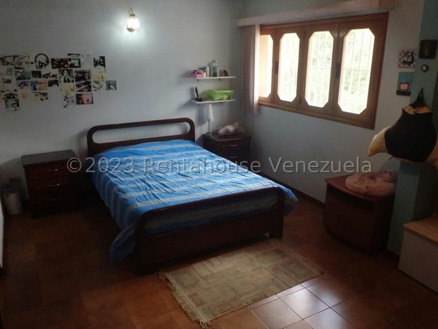 Casa (Multipes Niveles) en Venta en Cumbres de Curumo, Distrito Metropolitano - 30