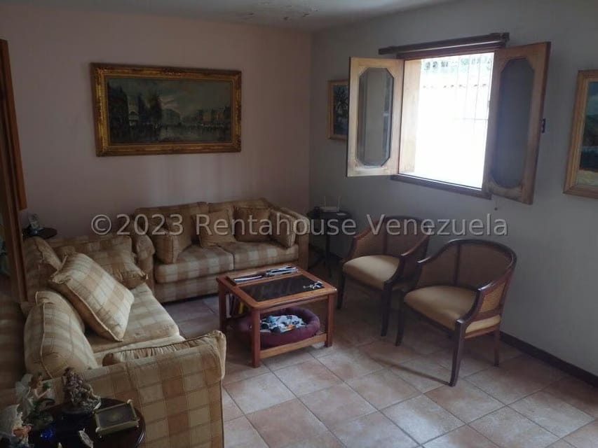 Casa (Multipes Niveles) en Venta en Cumbres de Curumo, Distrito Metropolitano - 4