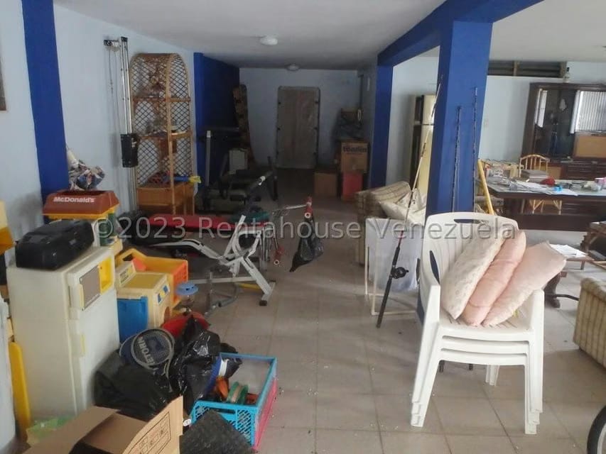 Casa (Multipes Niveles) en Venta en Cumbres de Curumo, Distrito Metropolitano - 59