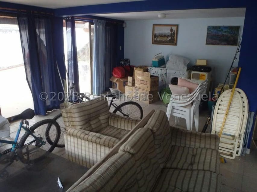 Casa (Multipes Niveles) en Venta en Cumbres de Curumo, Distrito Metropolitano - 60