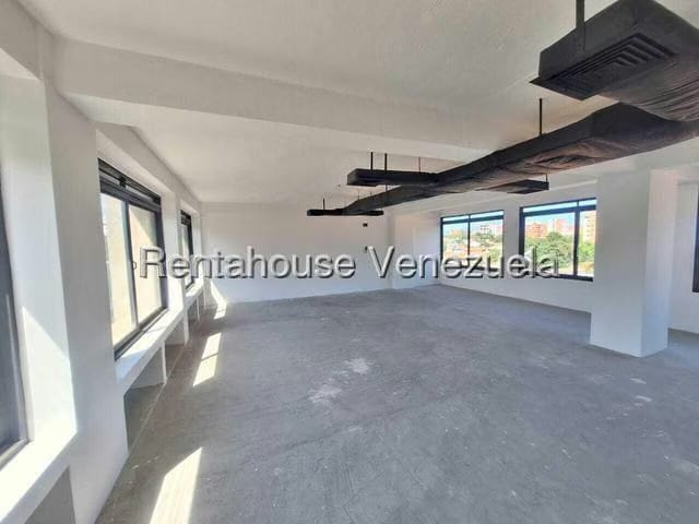 Comercial (Oficina) en Venta en Del Este, Lara - 11
