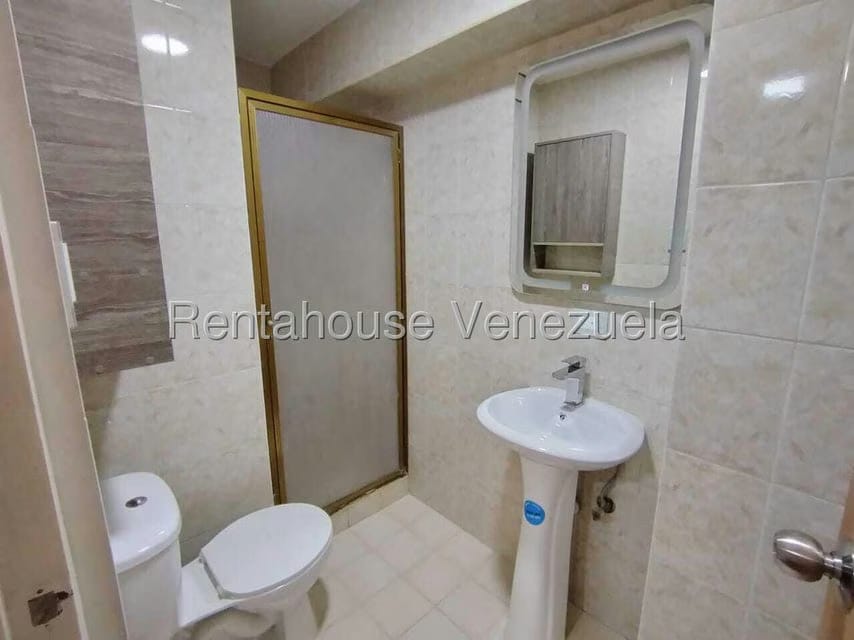 Apartamento (1 Nivel) en Alquiler en Chacao, Distrito Metropolitano - 12