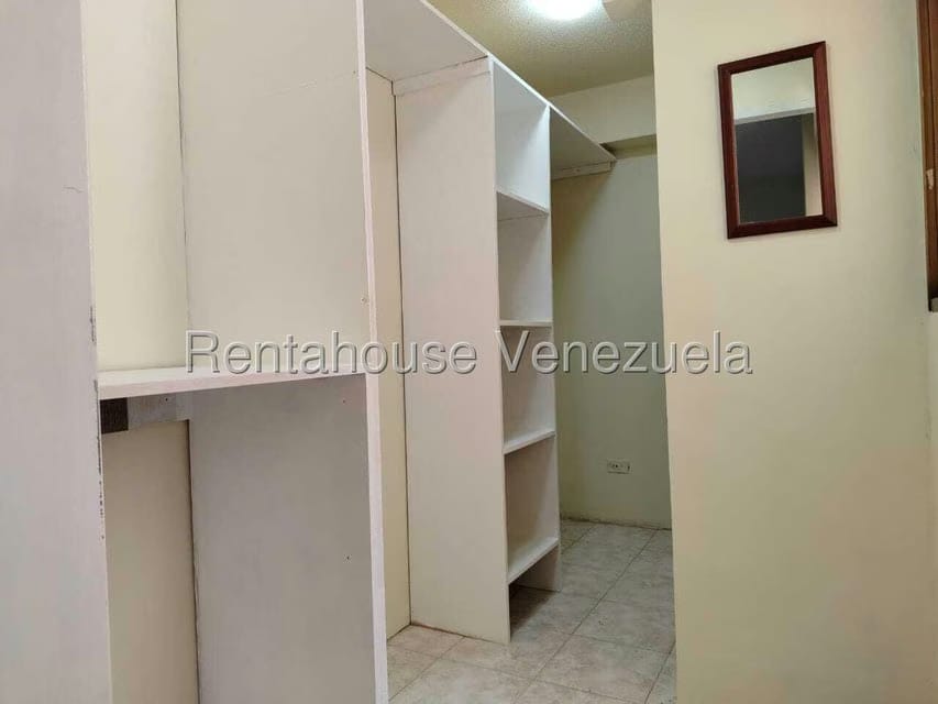 Apartamento (1 Nivel) en Alquiler en Chacao, Distrito Metropolitano - 13