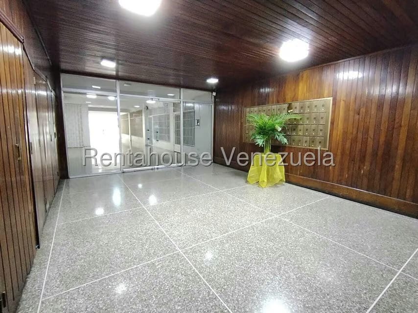 Apartamento (1 Nivel) en Alquiler en Chacao, Distrito Metropolitano - 23