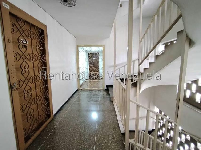 Apartamento (1 Nivel) en Alquiler en Chacao, Distrito Metropolitano - 28