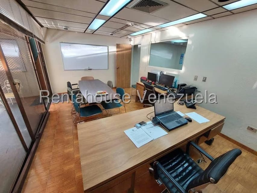 Comercial (Oficina) en Venta en Chuao, Distrito Metropolitano - 16