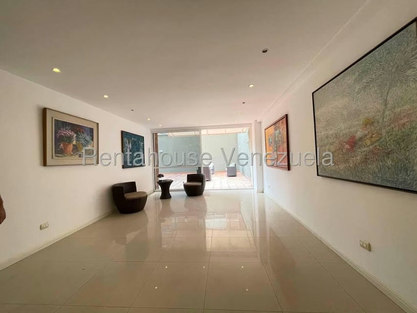 Apartamento (1 Nivel) en Venta en Lomas del Sol, Distrito Metropolitano - 3