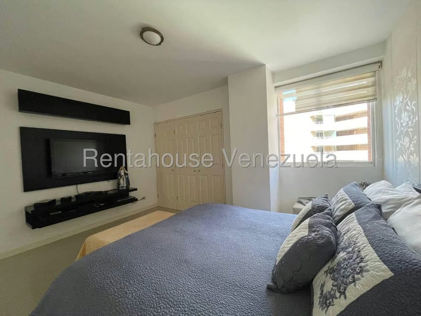 Apartamento (1 Nivel) en Venta en Lomas del Sol, Distrito Metropolitano - 28