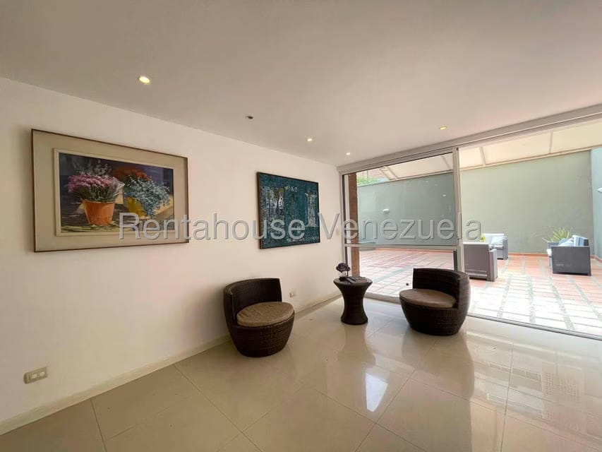 Apartamento (1 Nivel) en Venta en Lomas del Sol, Distrito Metropolitano - 4