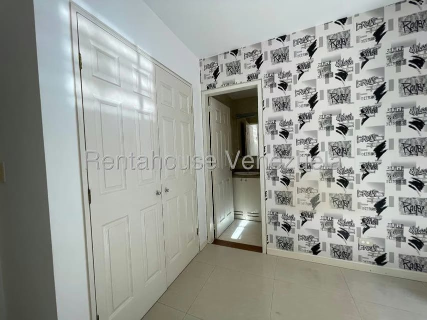 Apartamento (1 Nivel) en Venta en Lomas del Sol, Distrito Metropolitano - 33