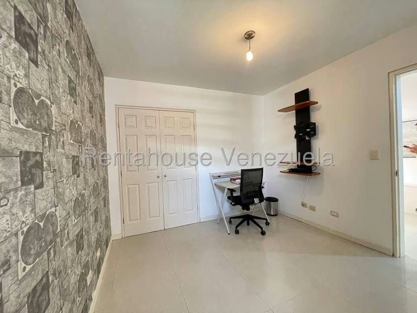 Apartamento (1 Nivel) en Venta en Lomas del Sol, Distrito Metropolitano - 37