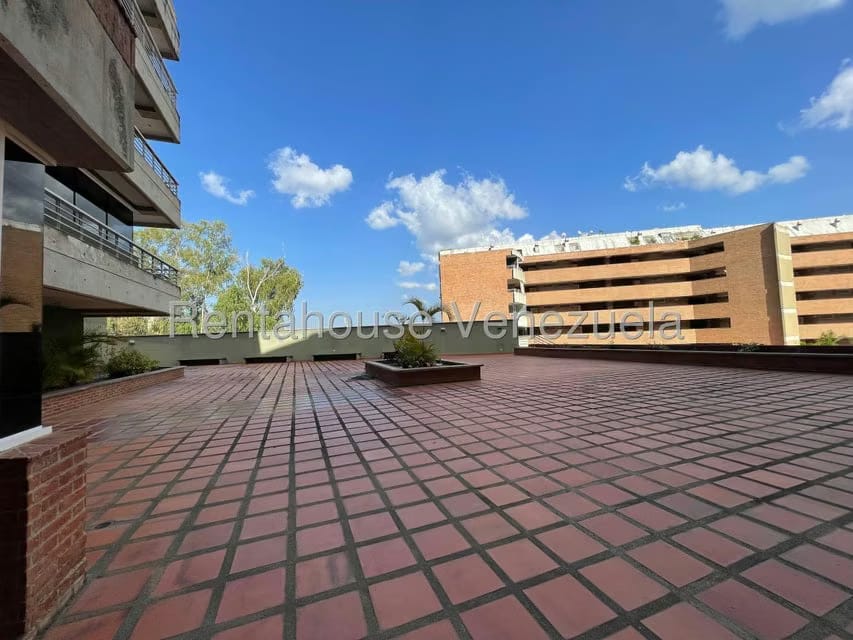 Apartamento (1 Nivel) en Venta en Lomas del Sol, Distrito Metropolitano - 41