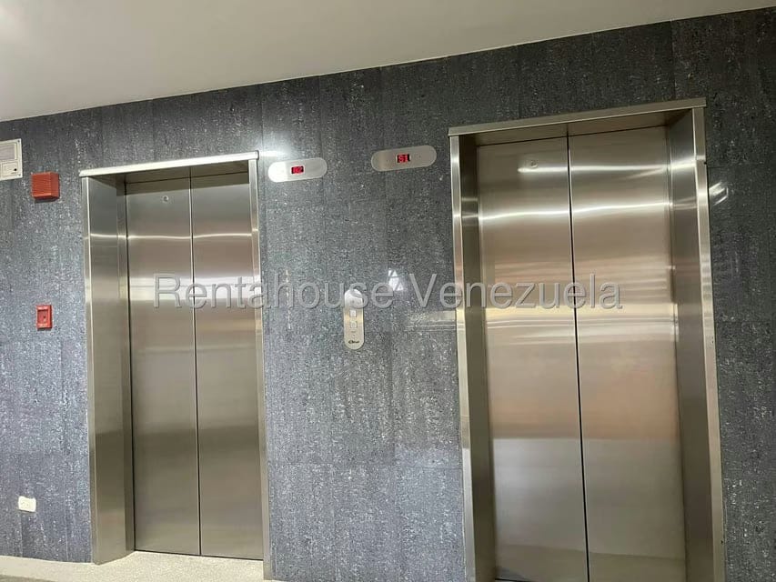 Apartamento (1 Nivel) en Venta en Lomas del Sol, Distrito Metropolitano - 42