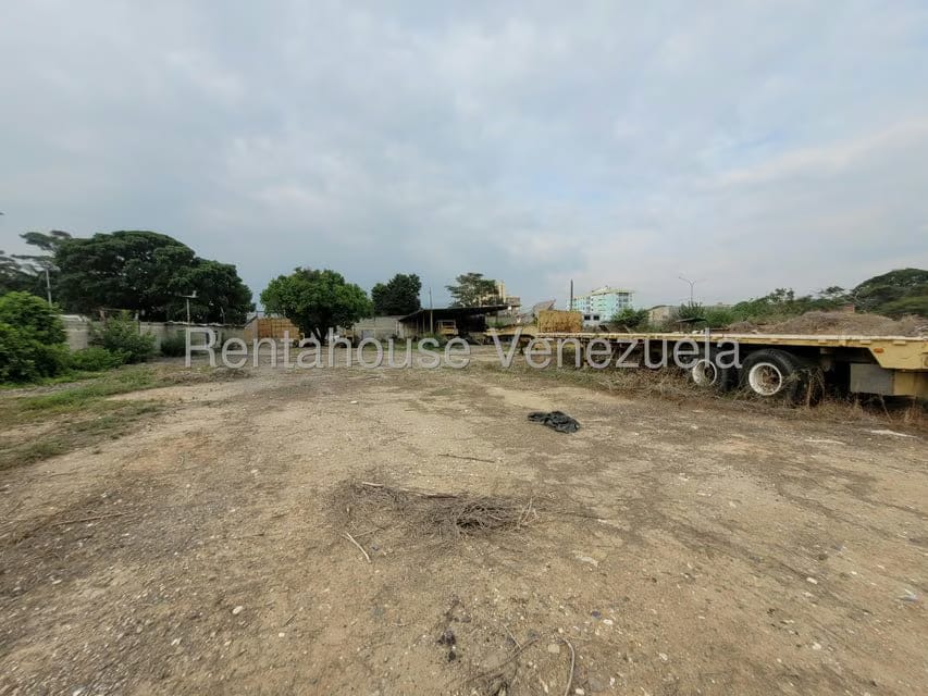 Terreno (Industrial) en Alquiler en Centro, Lara - 12