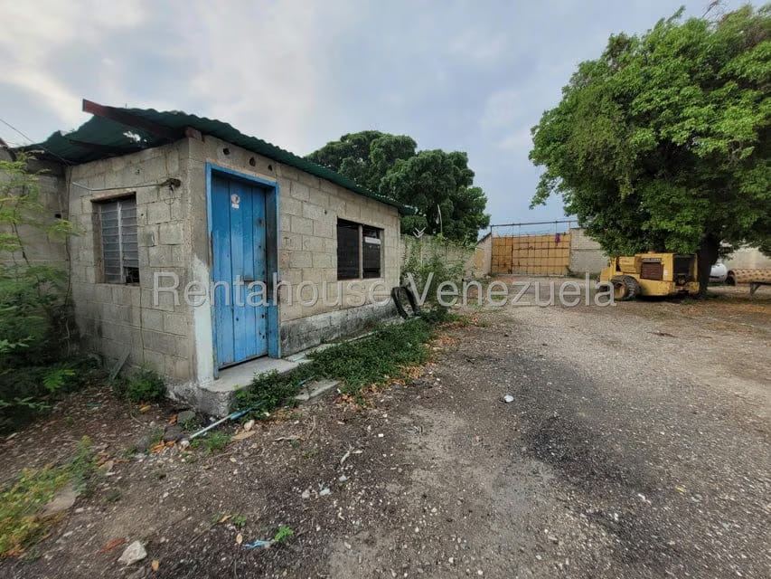 Terreno (Industrial) en Alquiler en Centro, Lara - 13
