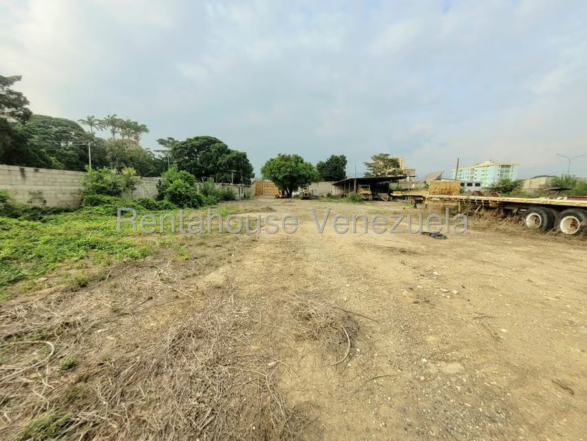 Terreno (Industrial) en Alquiler en Centro, Lara - 3