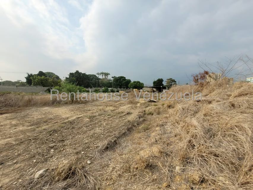 Terreno (Industrial) en Alquiler en Centro, Lara - 4