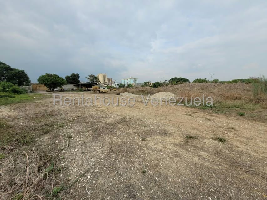 Terreno (Industrial) en Alquiler en Centro, Lara - 7