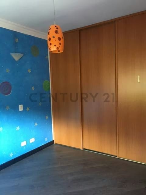 Hermoso, amplio y moderno apartamento. Urb. Miranda - 17