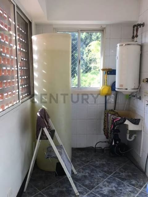 Hermoso, amplio y moderno apartamento. Urb. Miranda - 6